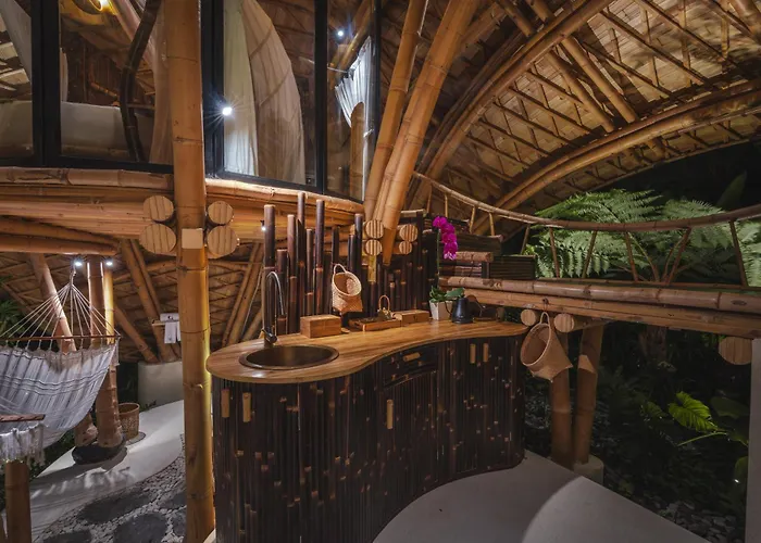 Earth Bali Luxury Bamboo Villa *