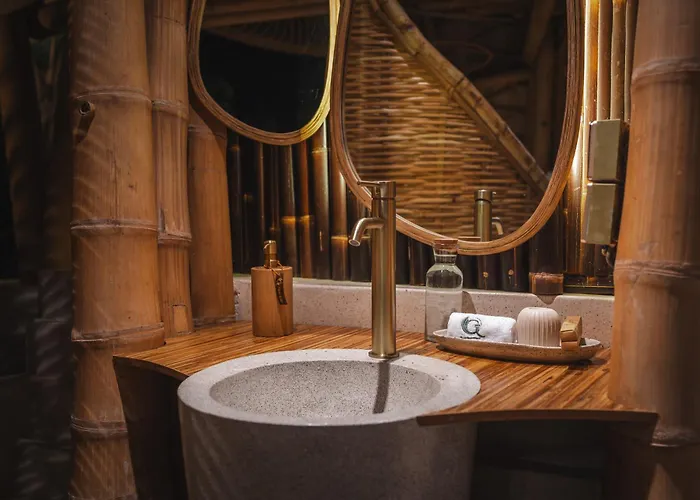 Earth Bali Luxury Bamboo Villa *
