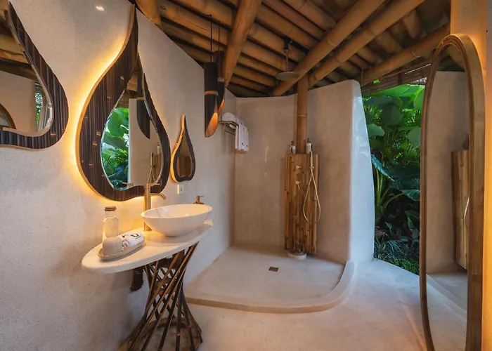 Villa Earth Bali Luxury Bamboo Sidemen (Bali)