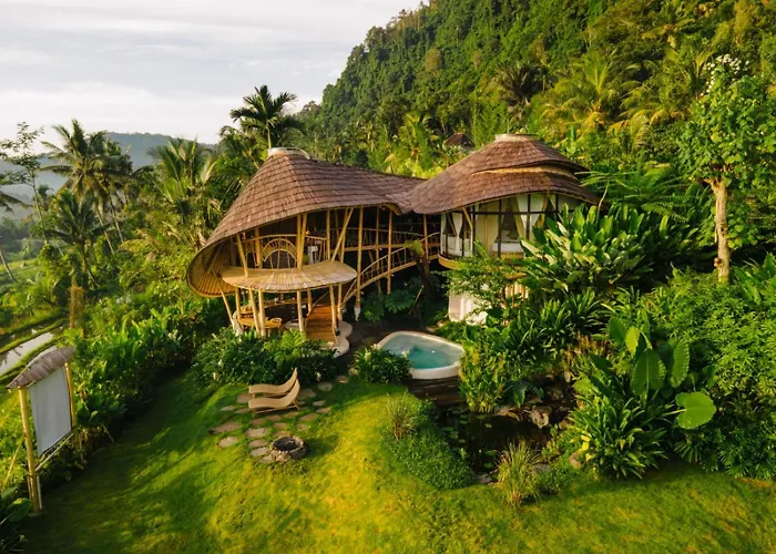 Villa Earth Bali Luxury Bamboo *