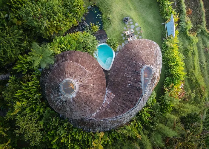 Earth Bali Luxury Bamboo Sidemen (Bali)